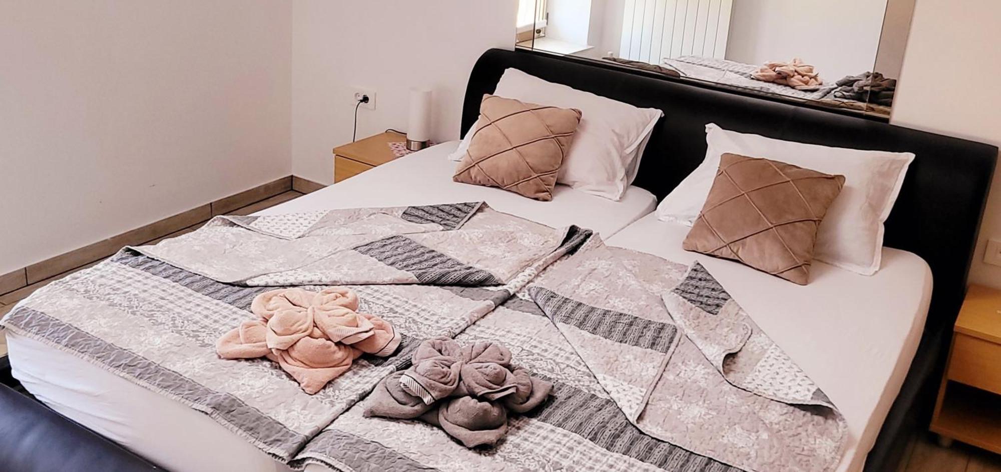 Apartmaji Soncek Izola Eksteriør bilde